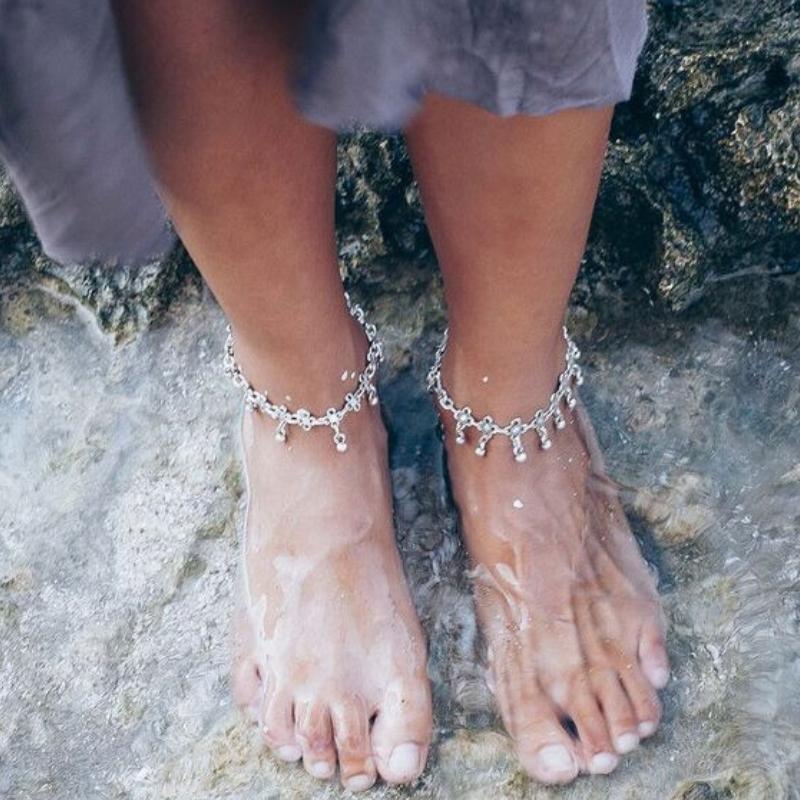 Shimmer By the Shore Silver Anklet