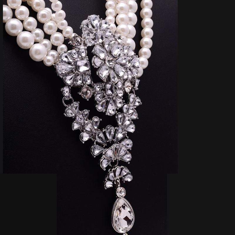 Diamonds and Pearls White Necklace